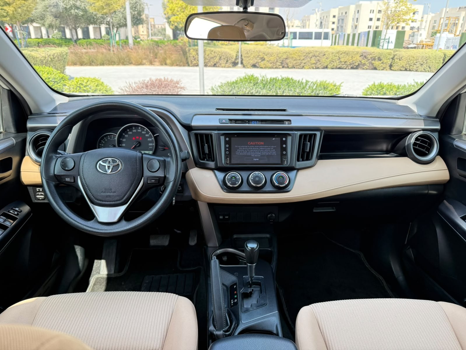 Toyota RAV4 2017 - Image 4