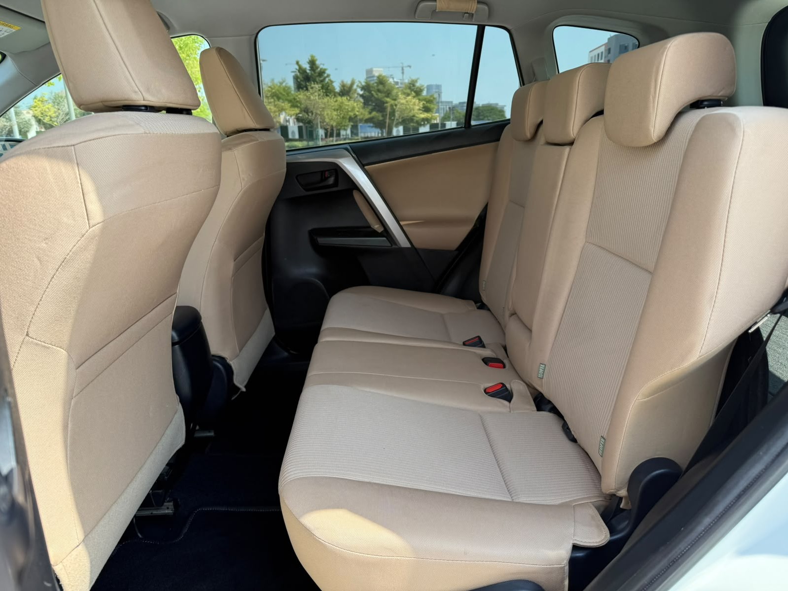 Toyota RAV4 2017 - Image 3
