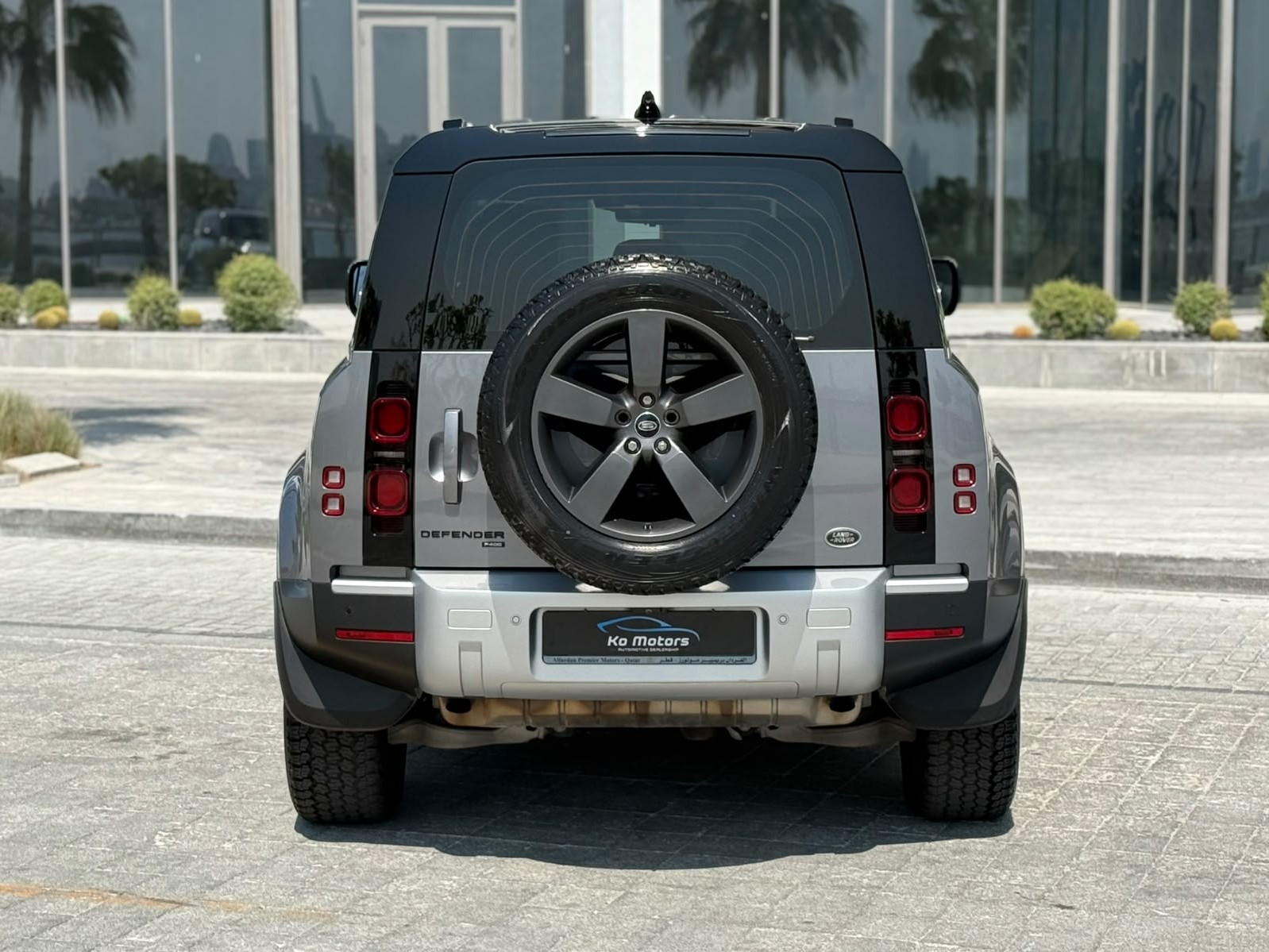 Land Rover Defender 110 HSE 2021 - Image 4