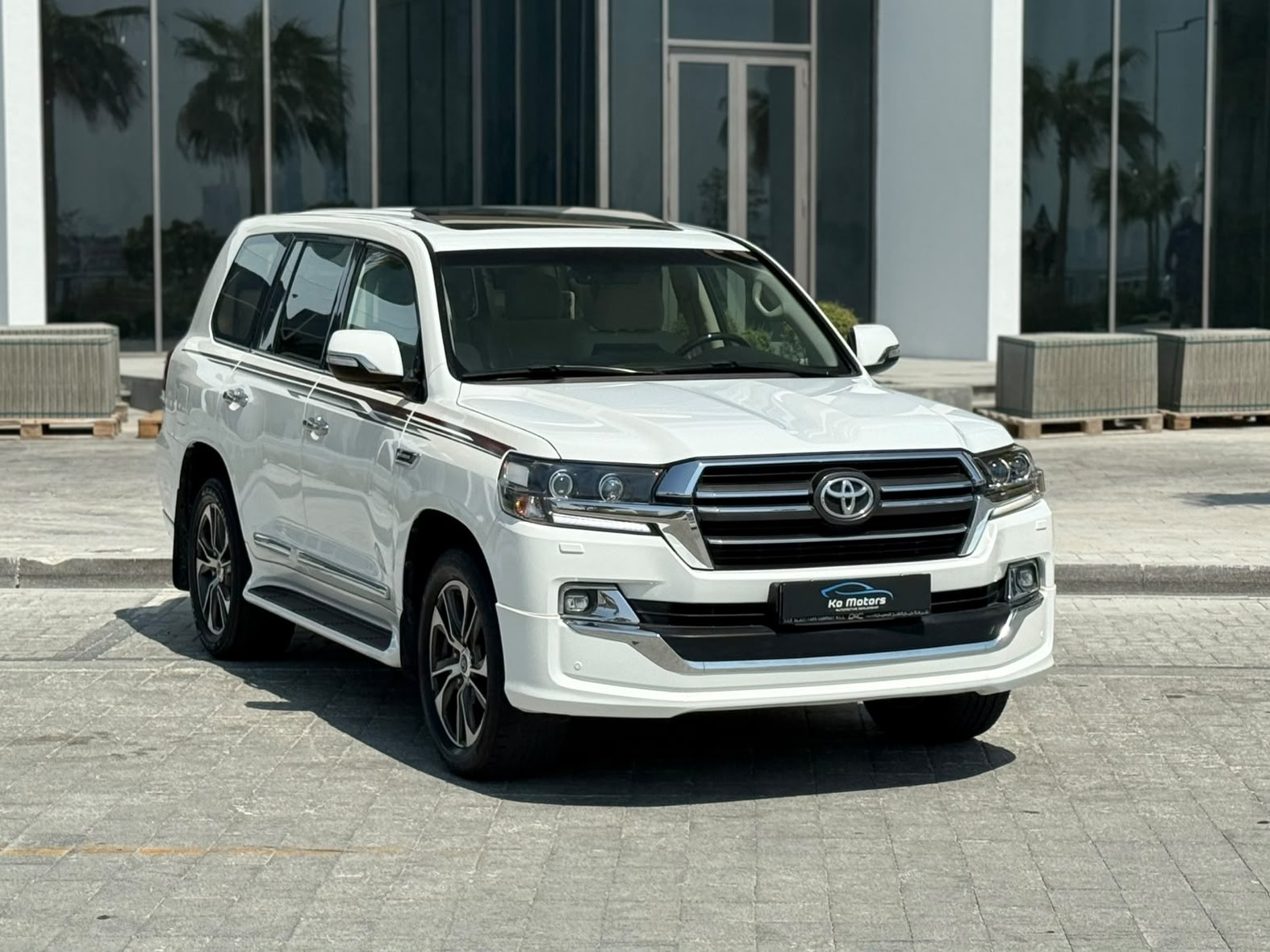 Toyota Land Cruiser GXR Grand Touring 2020