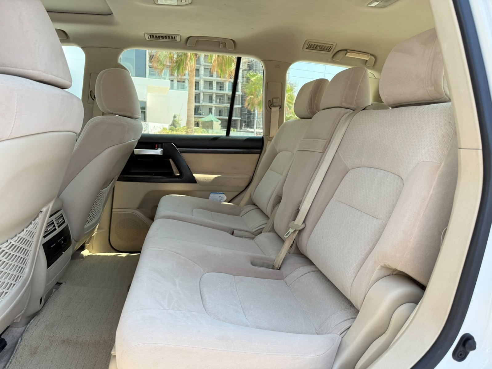 Toyota Land Cruiser GXR Grand Touring 2020 - Image 4