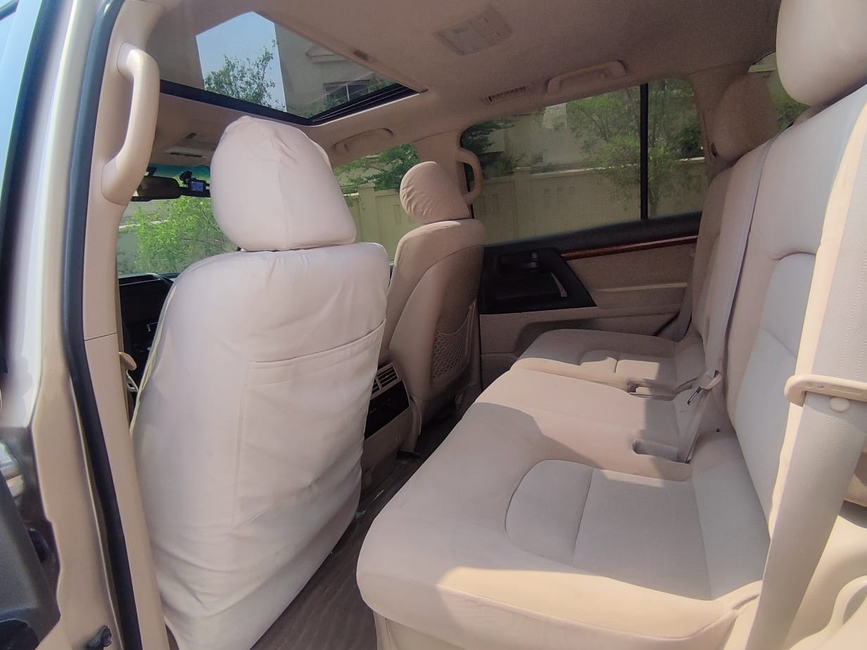 Toyota Land Cruiser GXR v6 2013 - Image 4