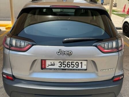 Jeep Cherokee Sport 2021 - Image 4