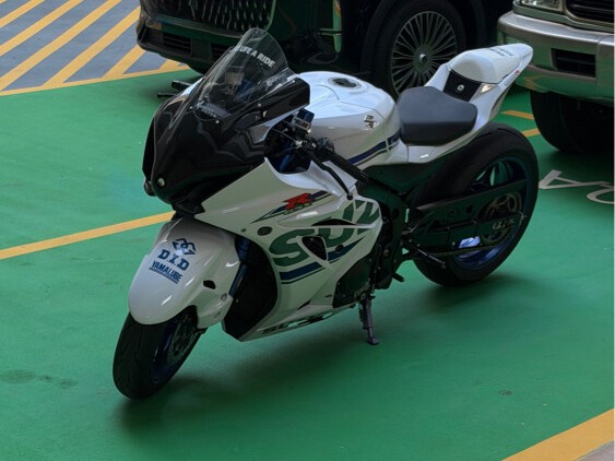 Suzuki GSX-R 1000  2018 - Image 2