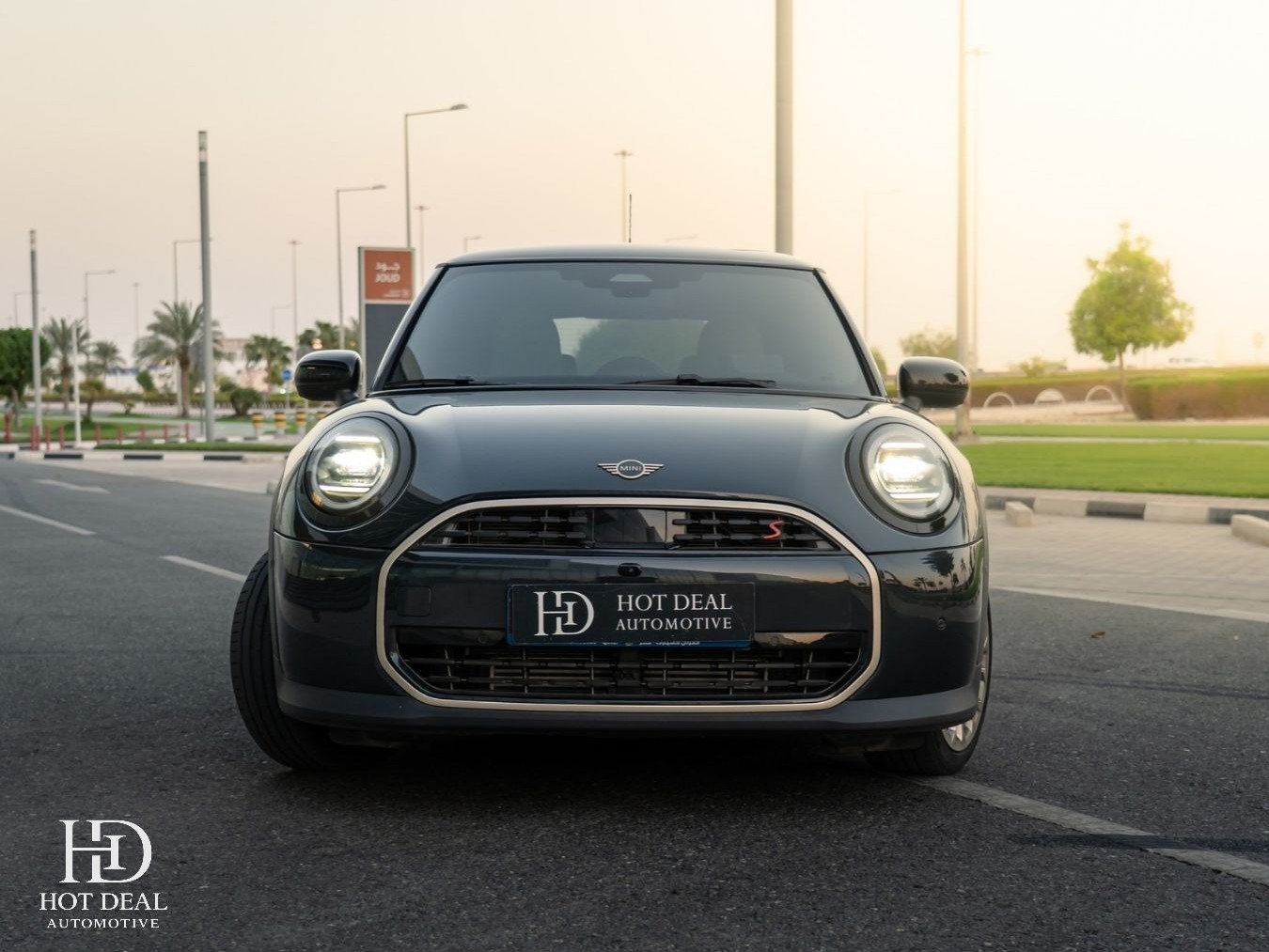 Mini Cooper S. 2025 - Image 1