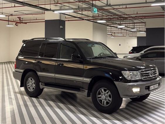 Toyota Land Cruiser GX.R 2001 - Image 1