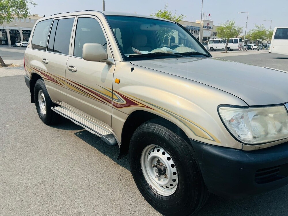 Toyota Land Cruiser GX 2006 - Image 2