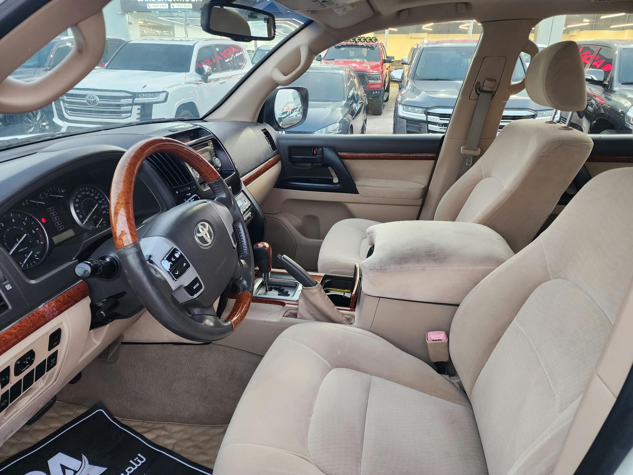 Toyota Land Cruiser GX 2013 - Image 2