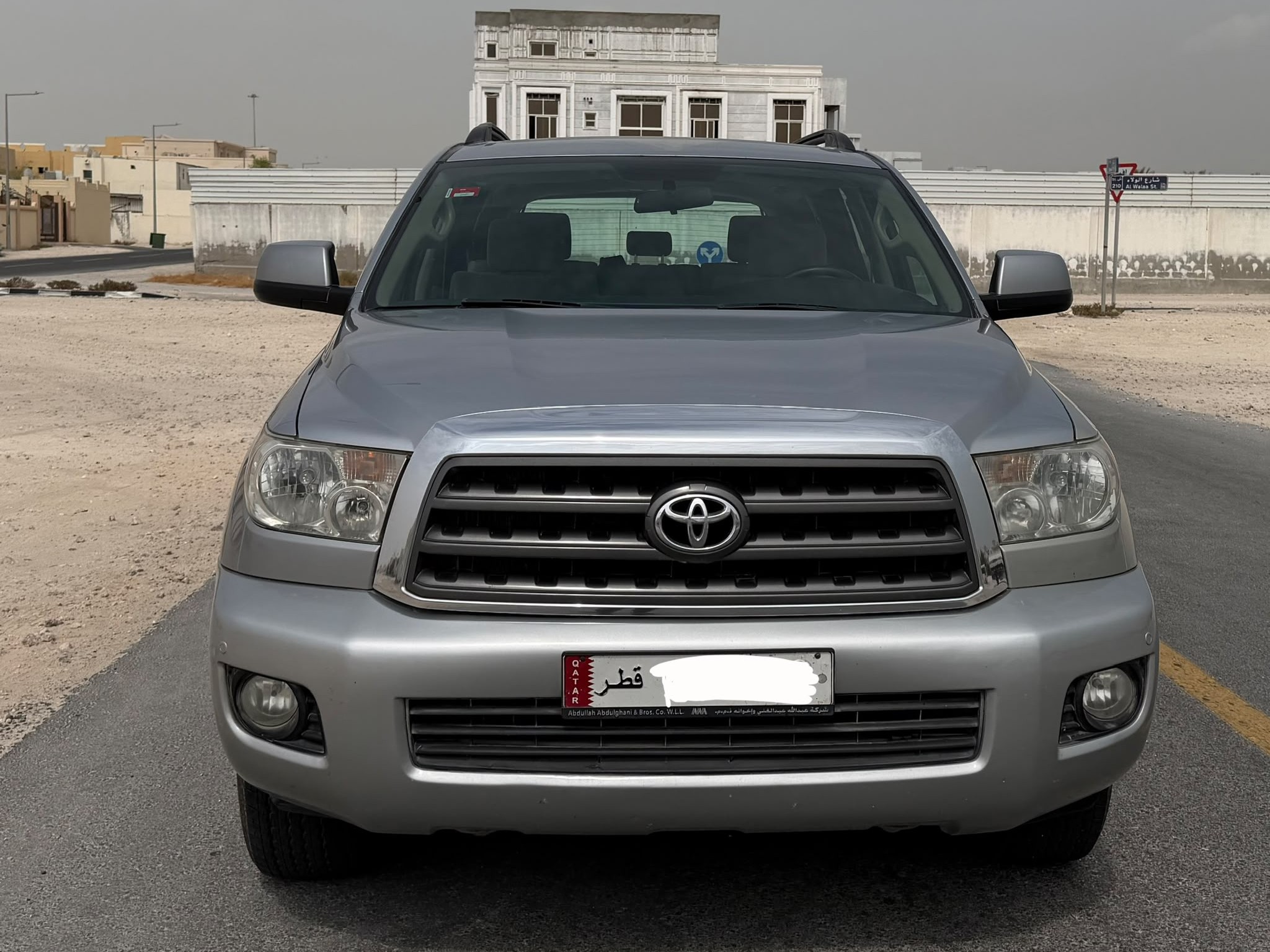 Toyota Sequoia SR5 2015 - Image 2
