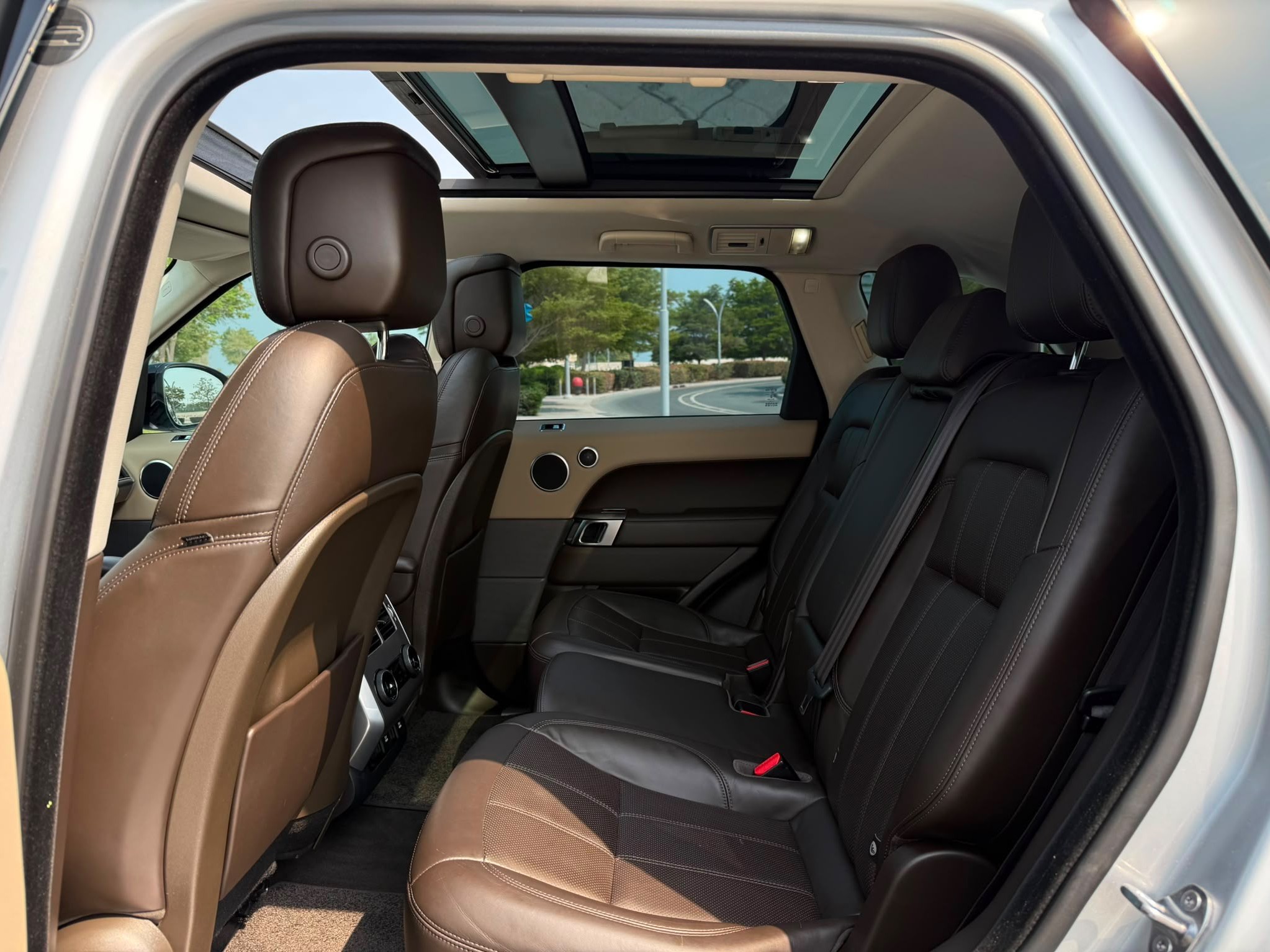 Land Rover Range Rover Sport HSE 2014 - Image 4