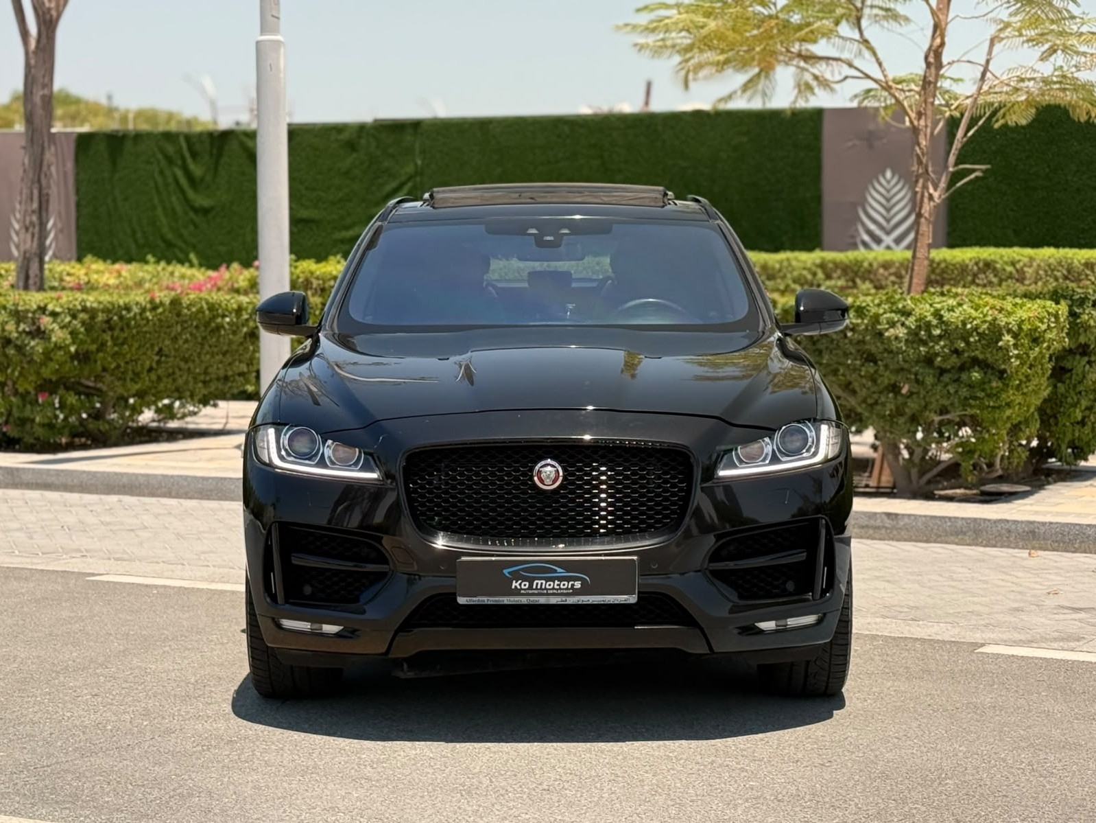 Jaguar F-PACE 2018 - Image 2