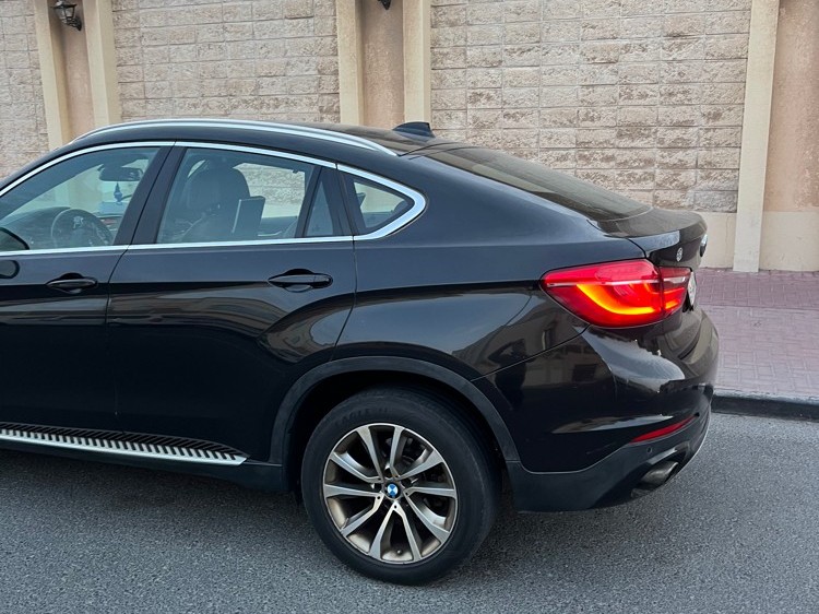 BMW X-Series X6 2016 - Image 2