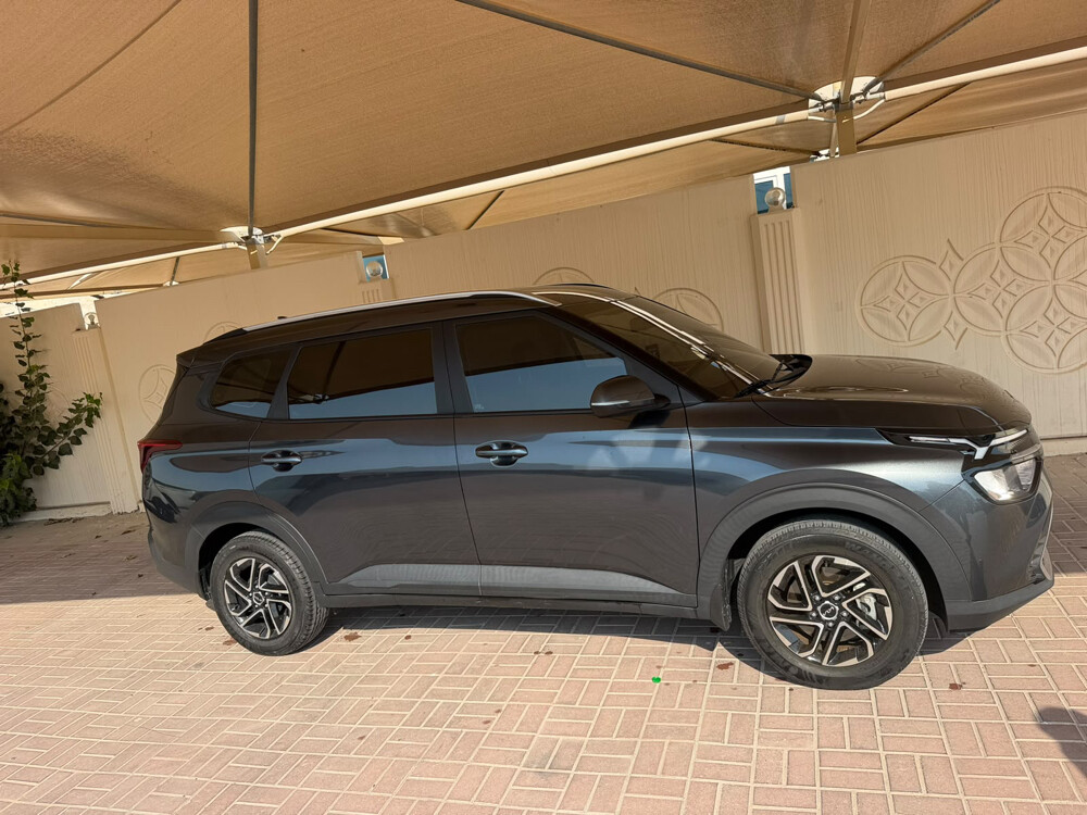 Kia Carens 2024 - Image 2