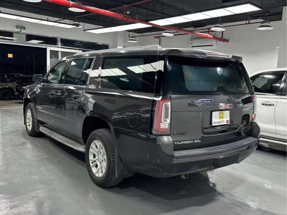 GMC Yukon Denali XL 2015 - Image 4