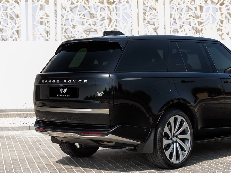 Land Rover Range Rover Vogue SE 2023 - Image 4