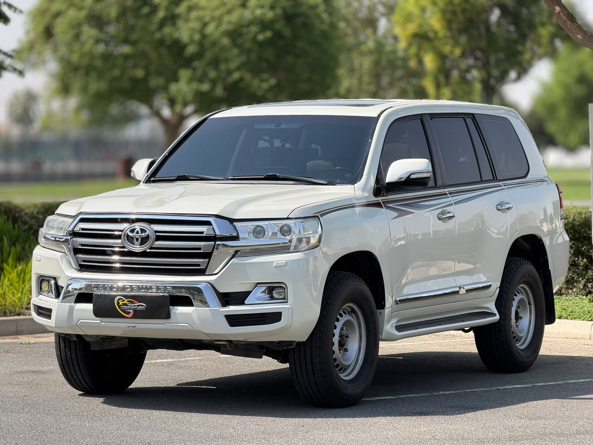 Toyota Land Cruiser GXR v6 2017 - Image 3
