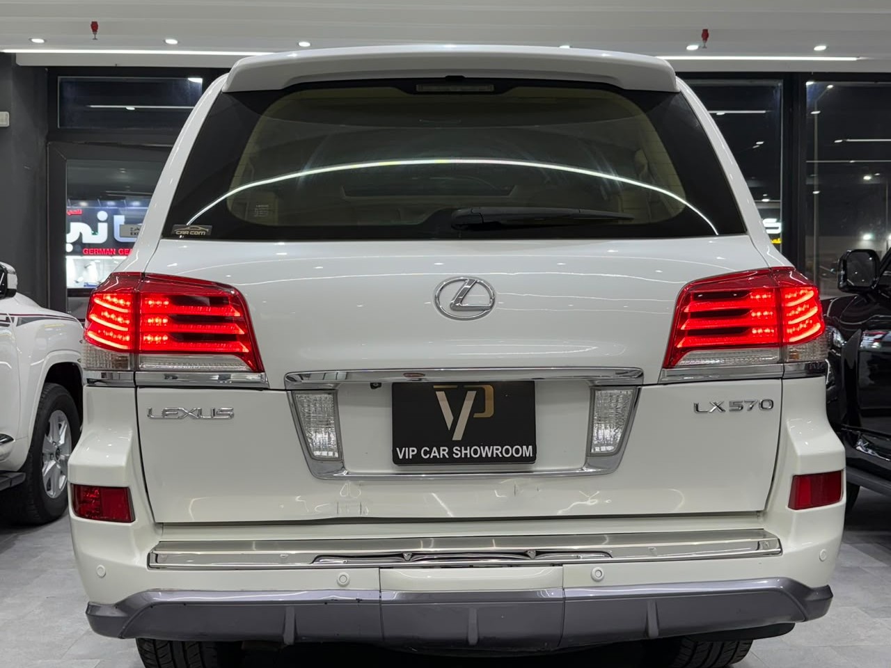Lexus LX 570 S 2013 - Image 4