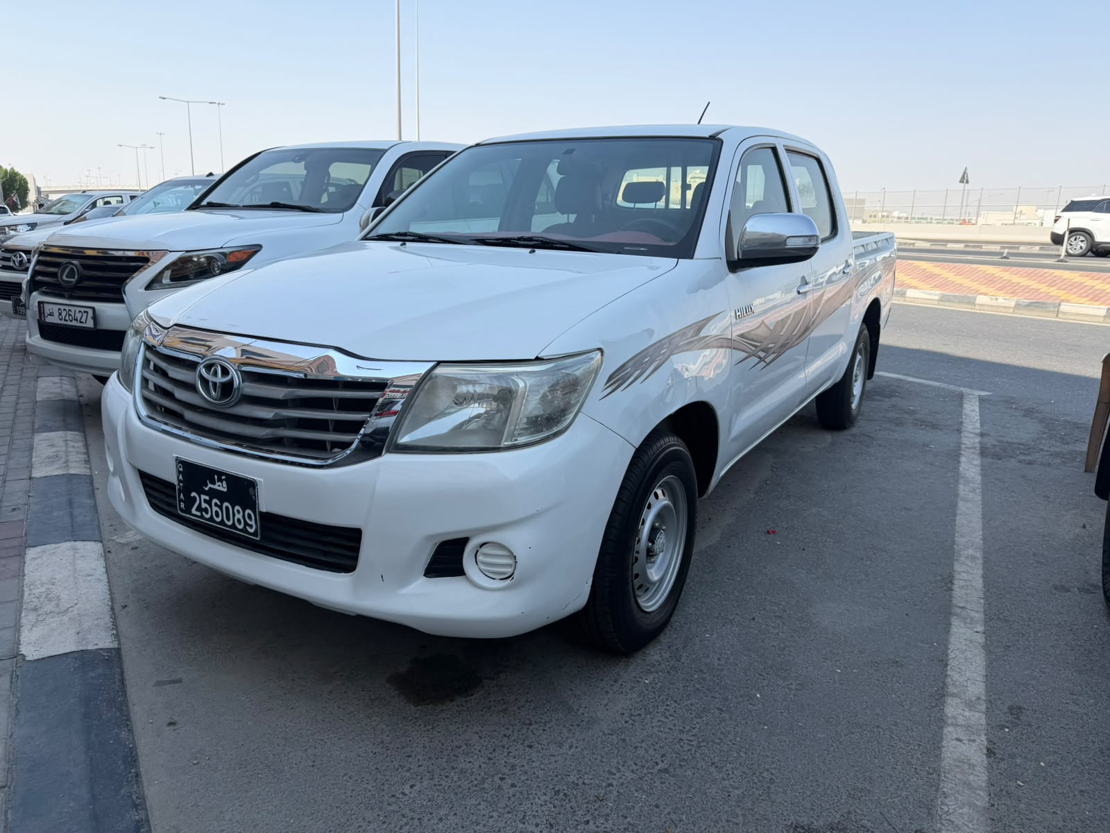 Toyota Hilux 2.7 2014 - Image 2