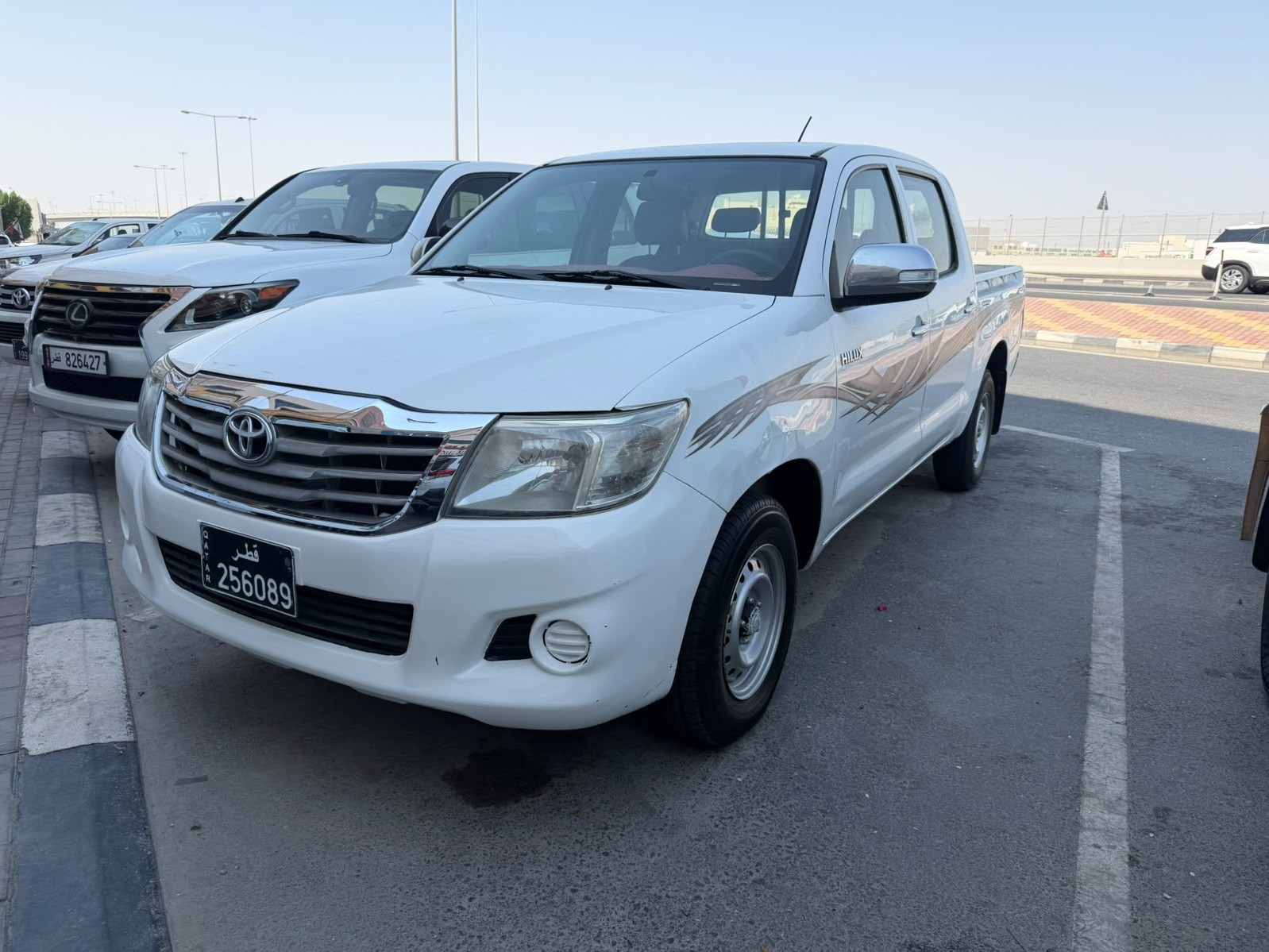 Toyota Hilux 2.7 2014 - Image 3