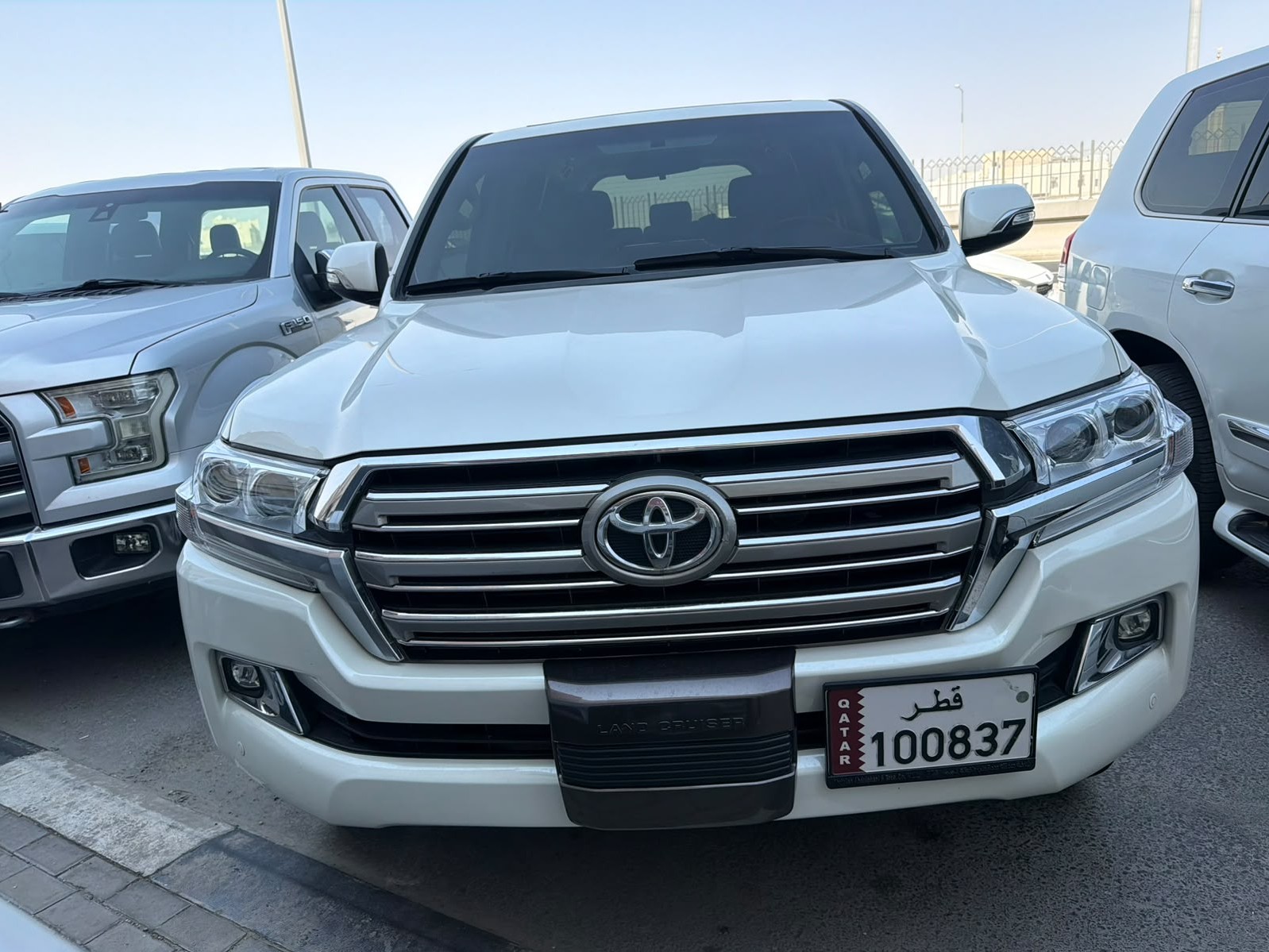 Toyota Land Cruiser GXR v6 2016 - Image 3