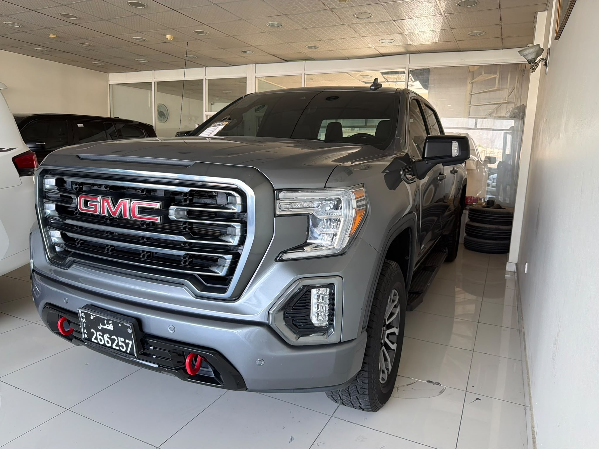 GMC Sierra AT4 2022 - Image 3