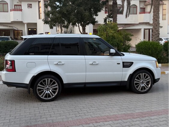 Land Rover Range Rover Sport HSE 2013 - Image 1