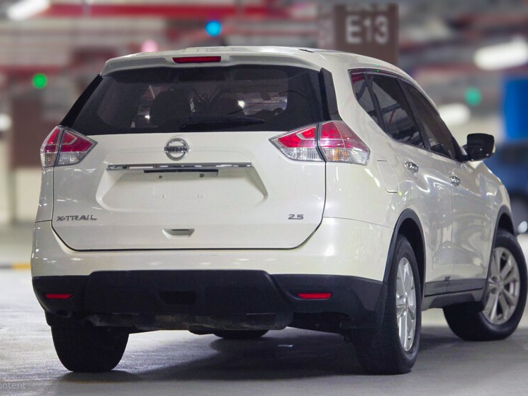 Nissan X-Trail SV 2016 - Image 4
