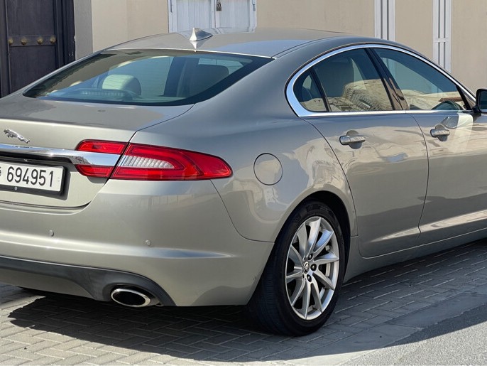 Jaguar XF 2013 - Image 3