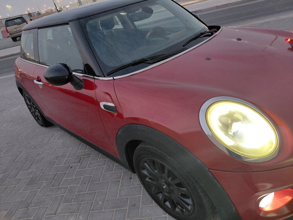 Mini Cooper Standard 2017 - Image 1