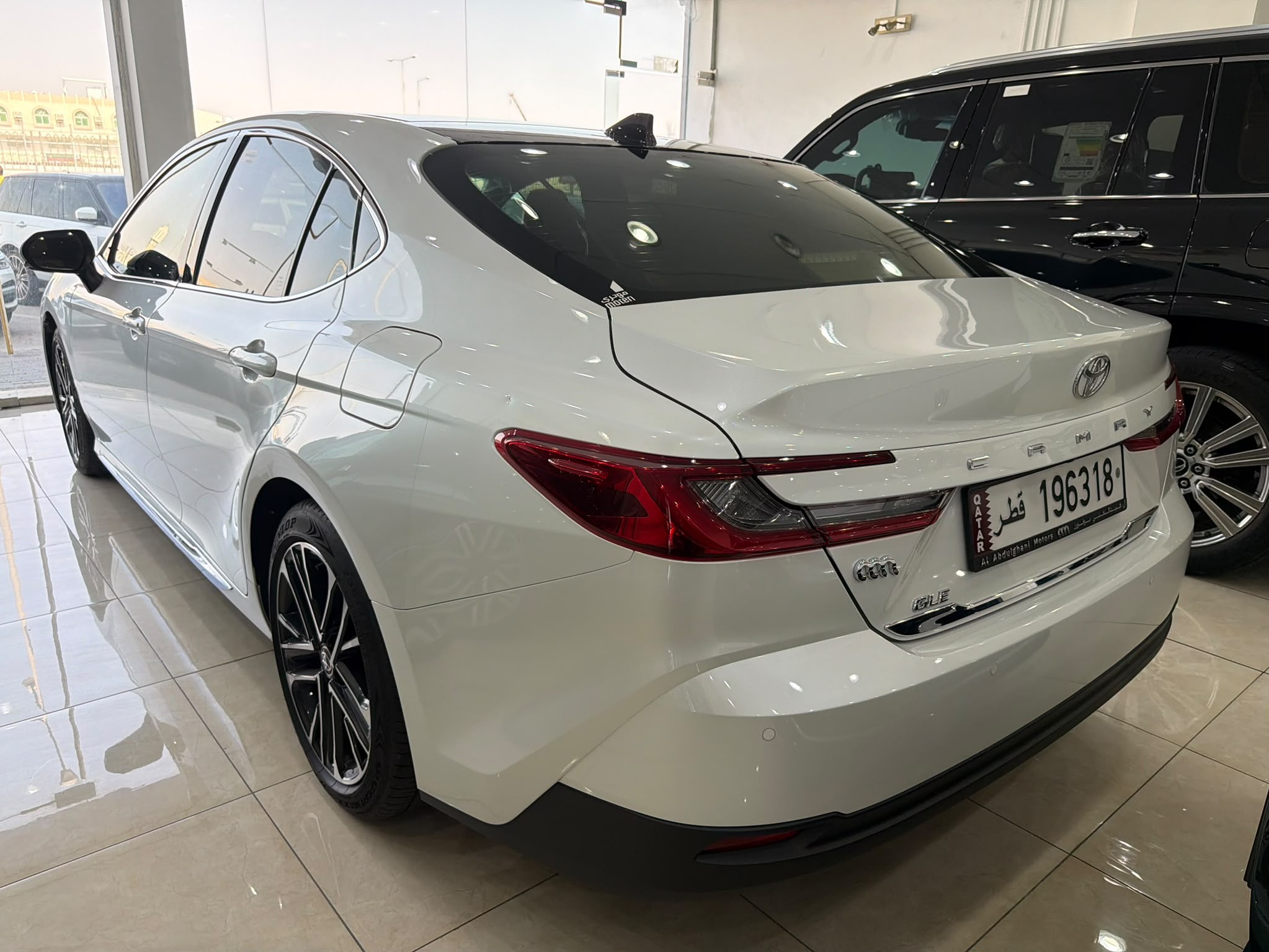 Toyota Camry GLE 2025 - Image 4