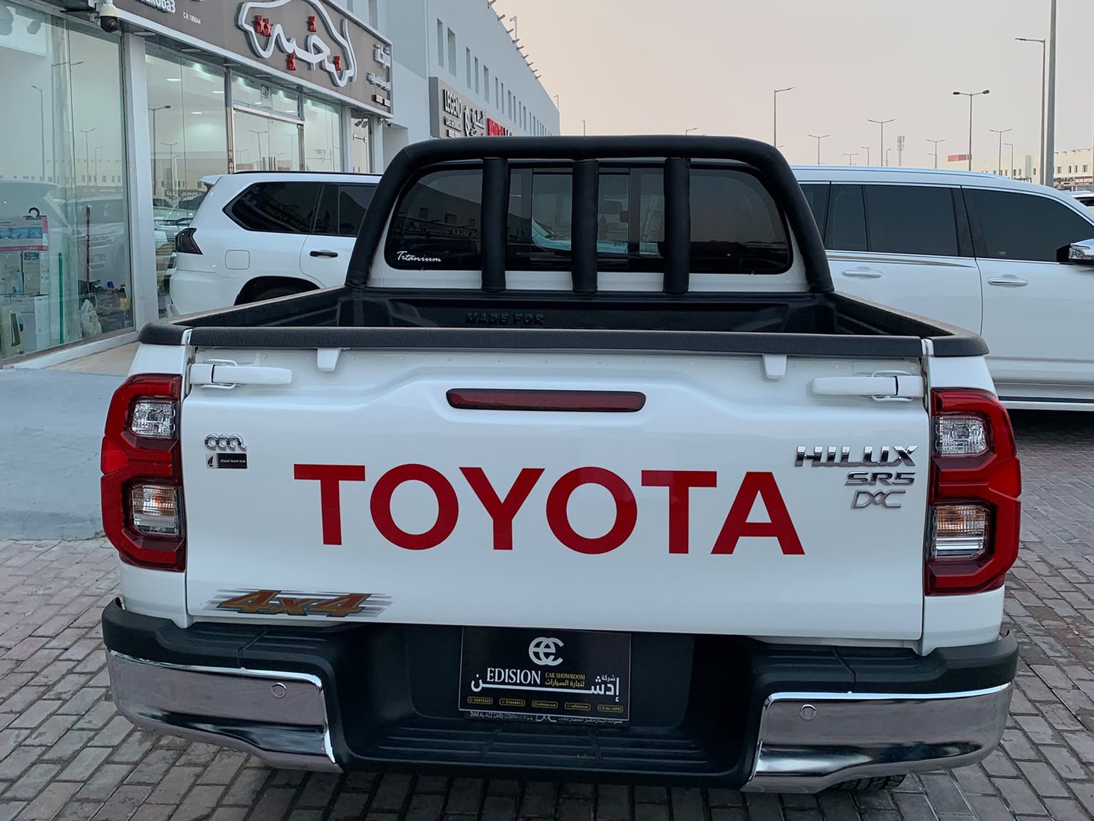 تويوتا هايلكس 4X4 2026 - Image 3