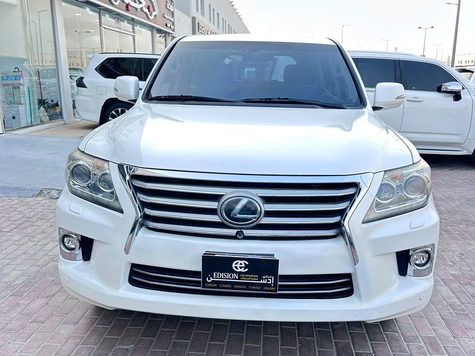 لكزس ال اكس 570 2014