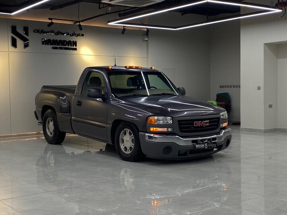 GMC Sierra 2003 - Image 2