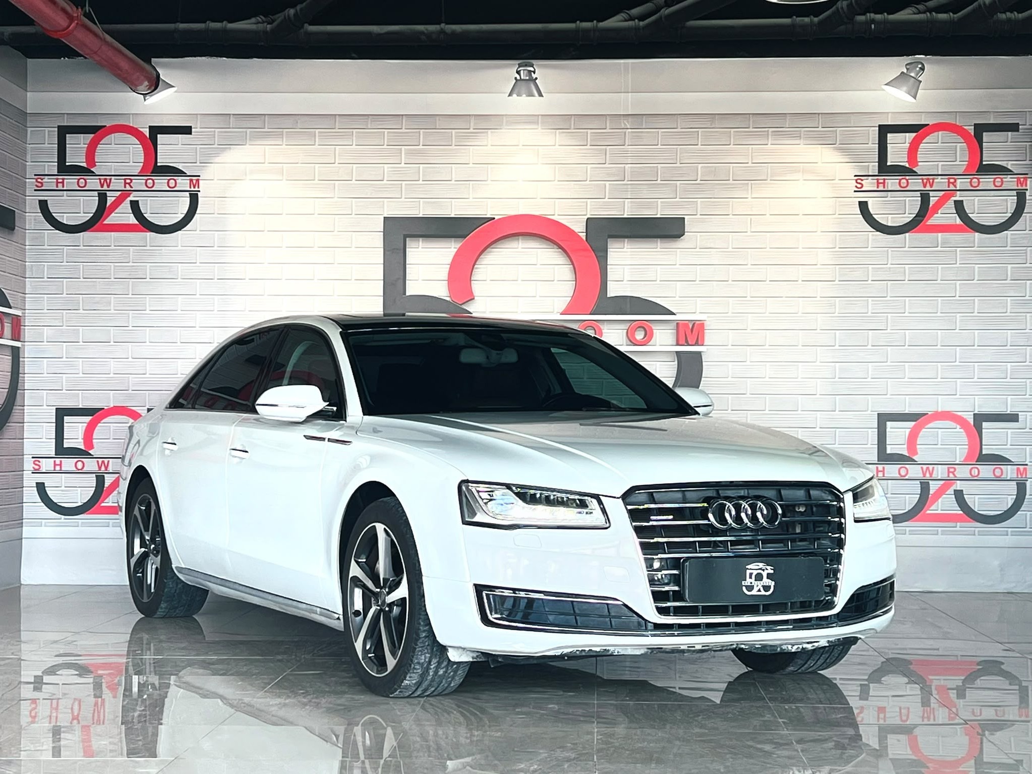 Audi A8 L  2015