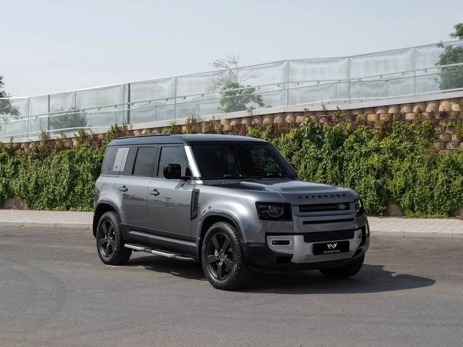 Land Rover Defender 110 HSE 2021 - Image 1