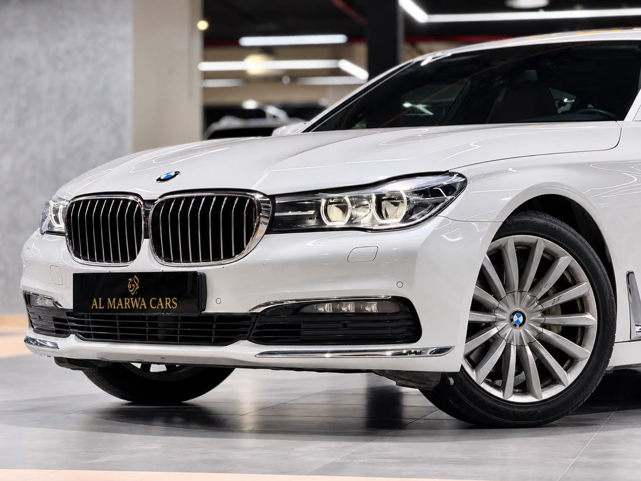 BMW 7-Series 730 Li 2019 - Image 2