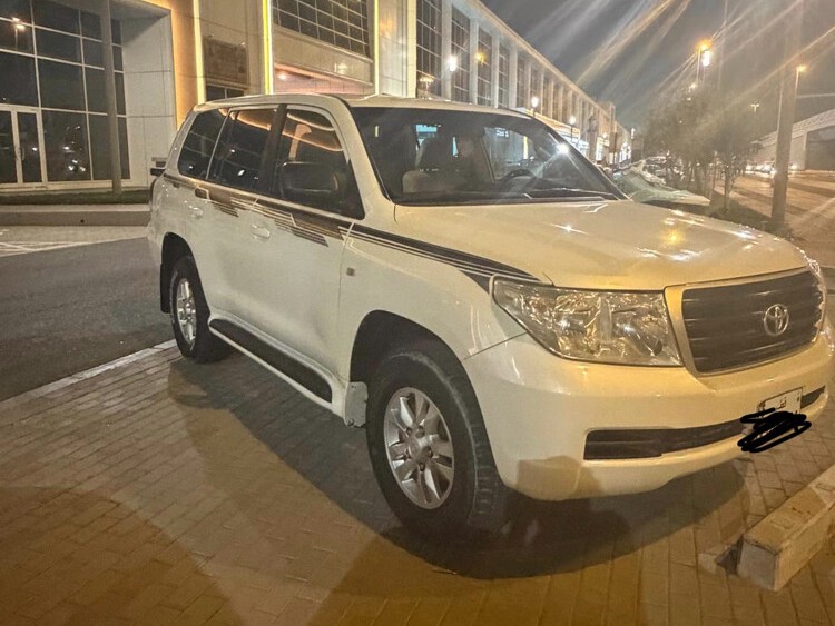 Toyota Land Cruiser GX 2010 - Image 1