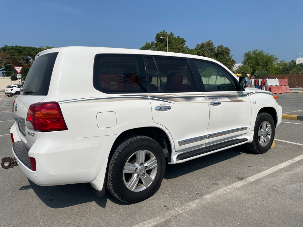 Toyota Land Cruiser VX.R 2015 - Image 2