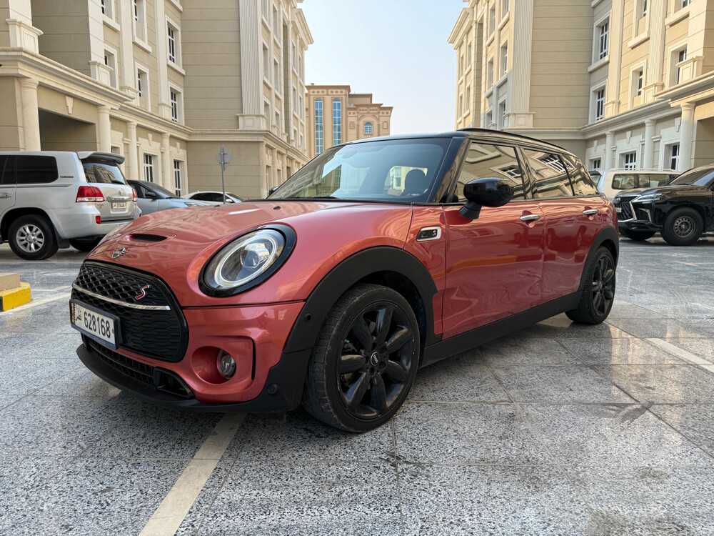 Mini Cooper Clubman 2021 - Image 1