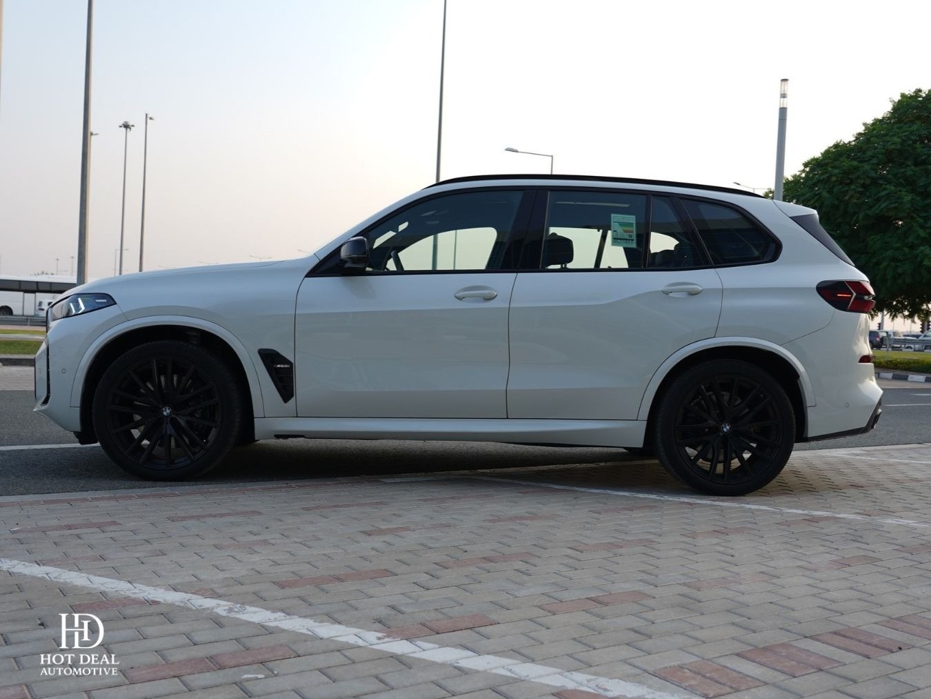 BMW X-Series X5 2024 - Image 2