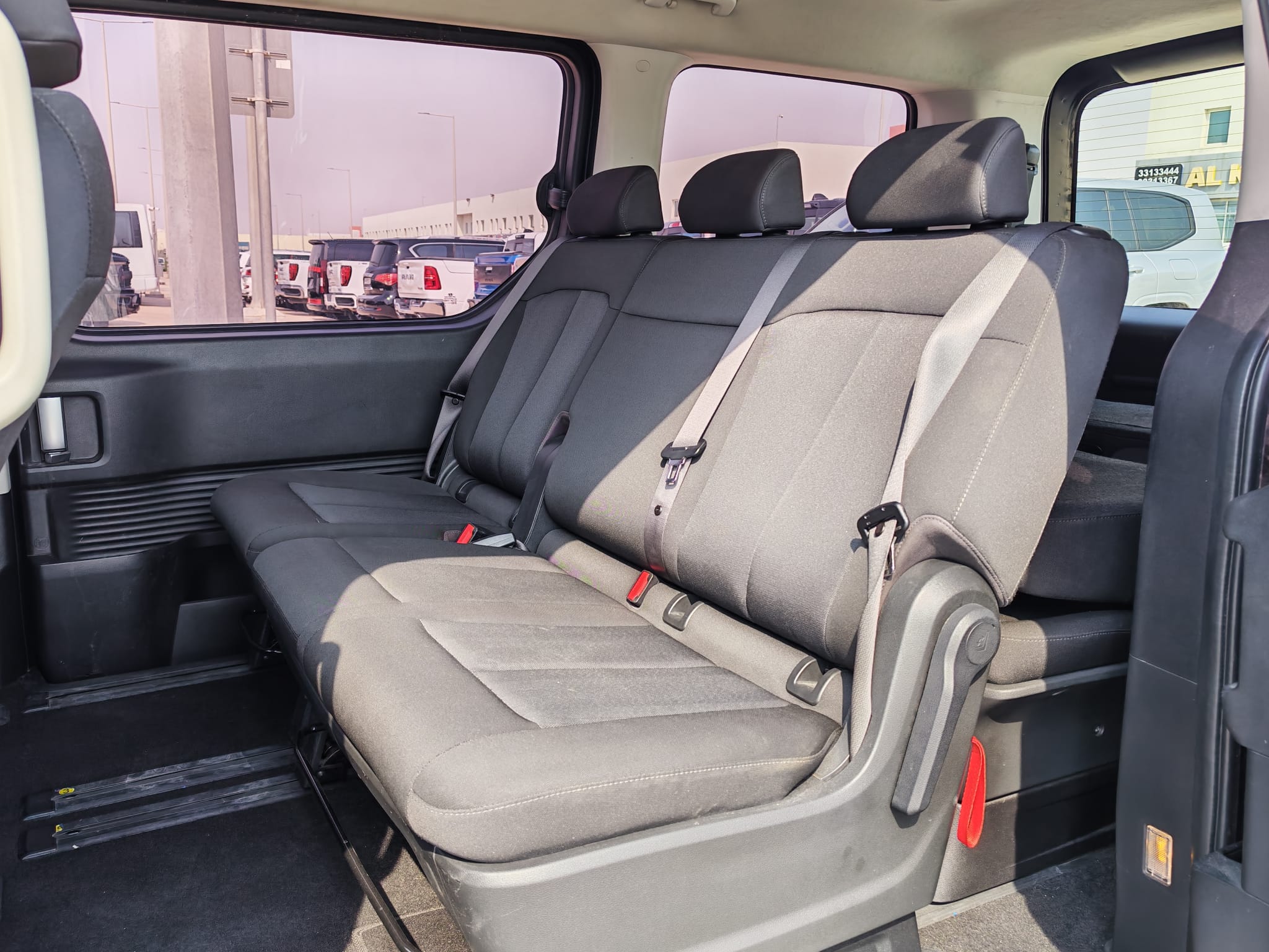 Hyundai STARIA 2023 - Image 4