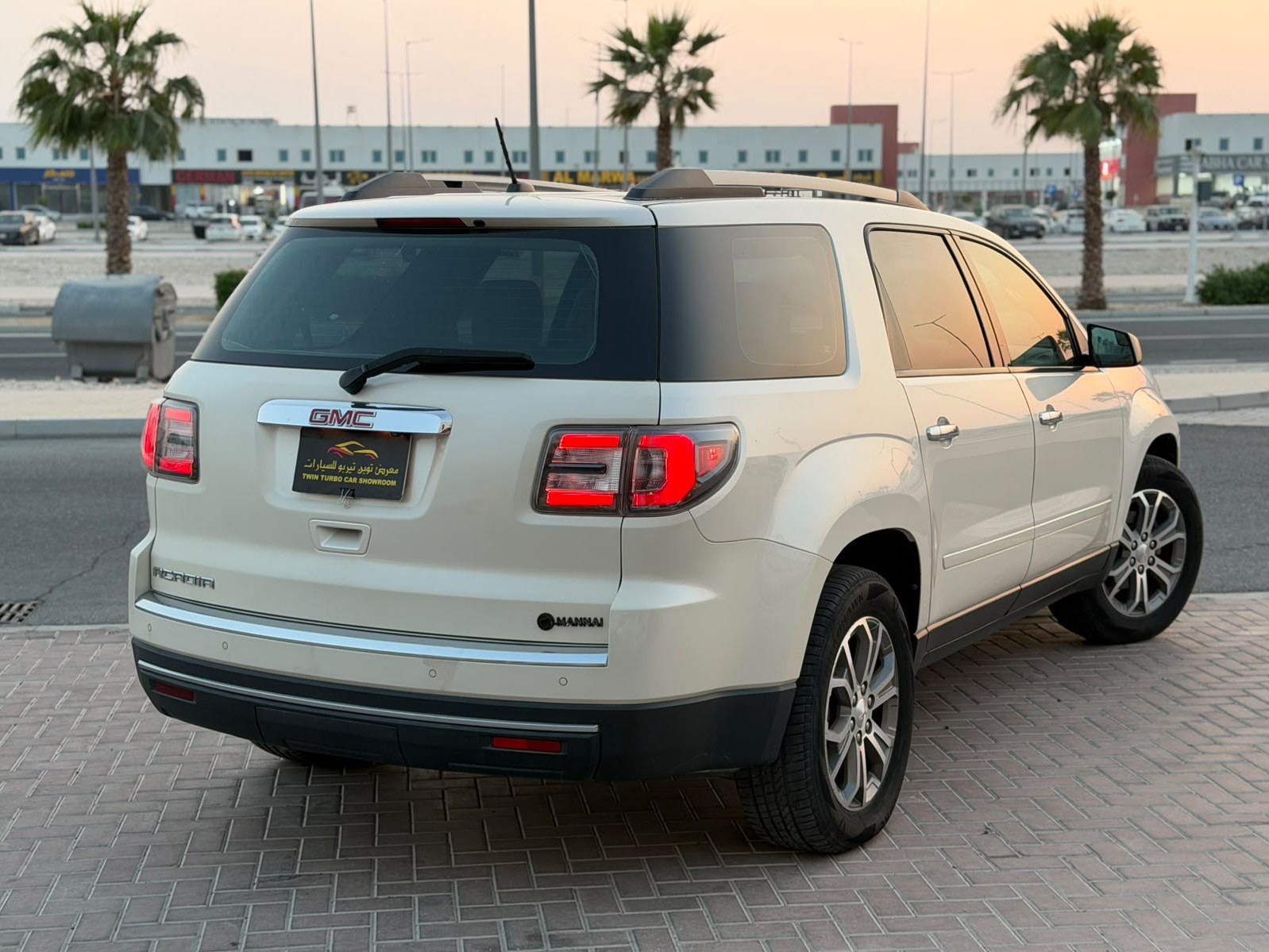 GMC Acadia 2014 - Image 4