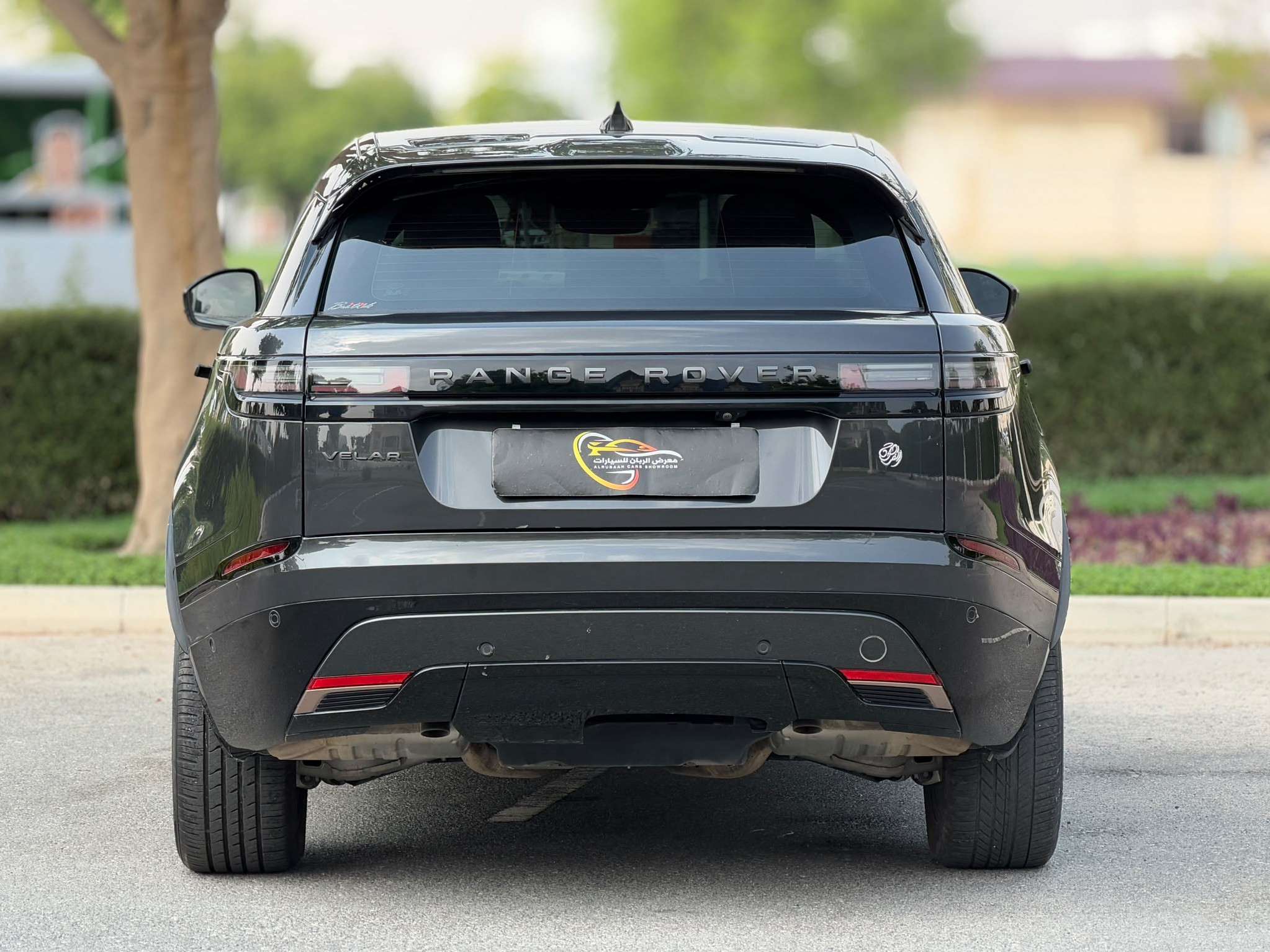 Land Rover Range Rover Velar 2024 - Image 4