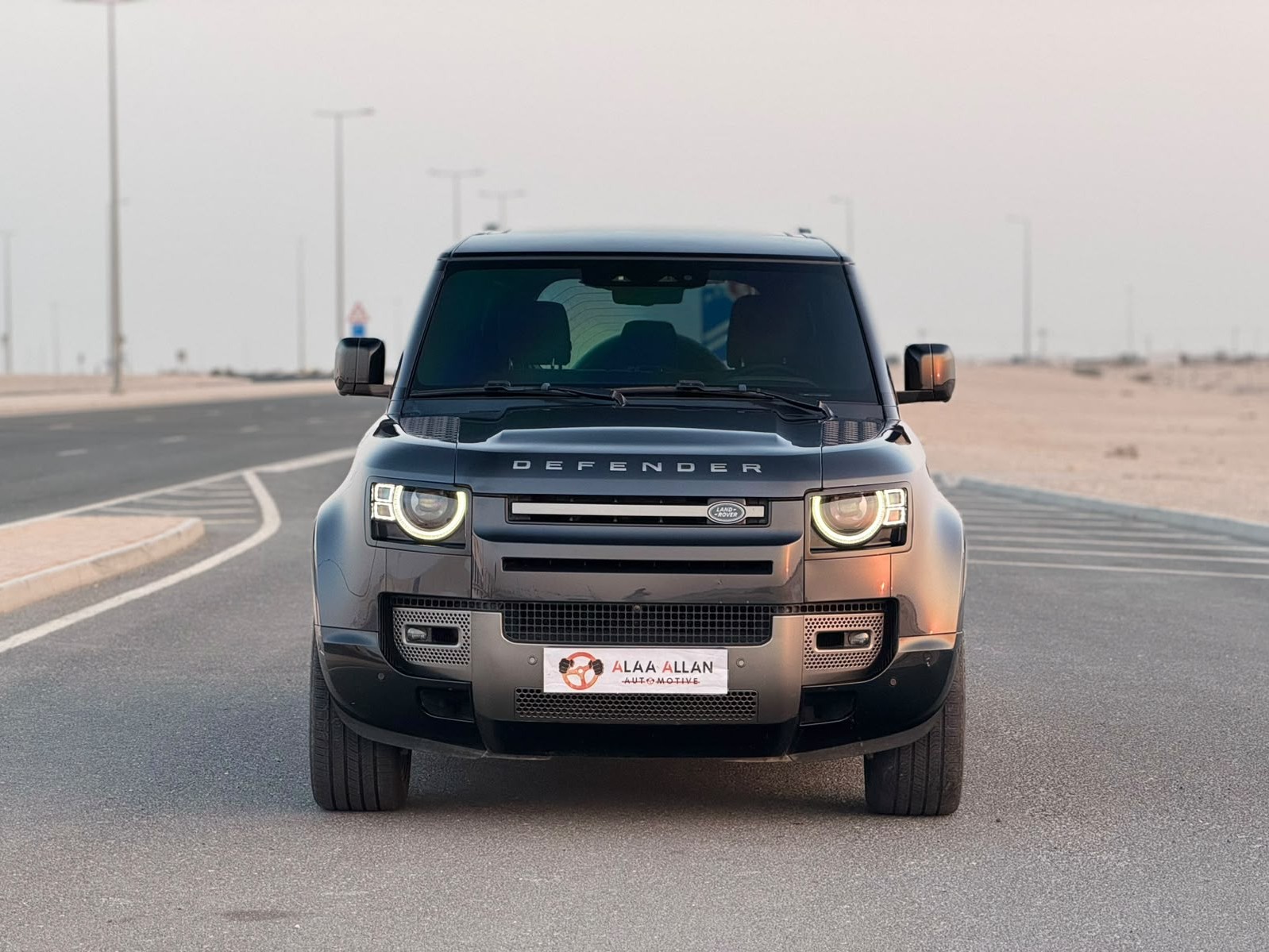 Land Rover Defender 110 2025 - Image 2