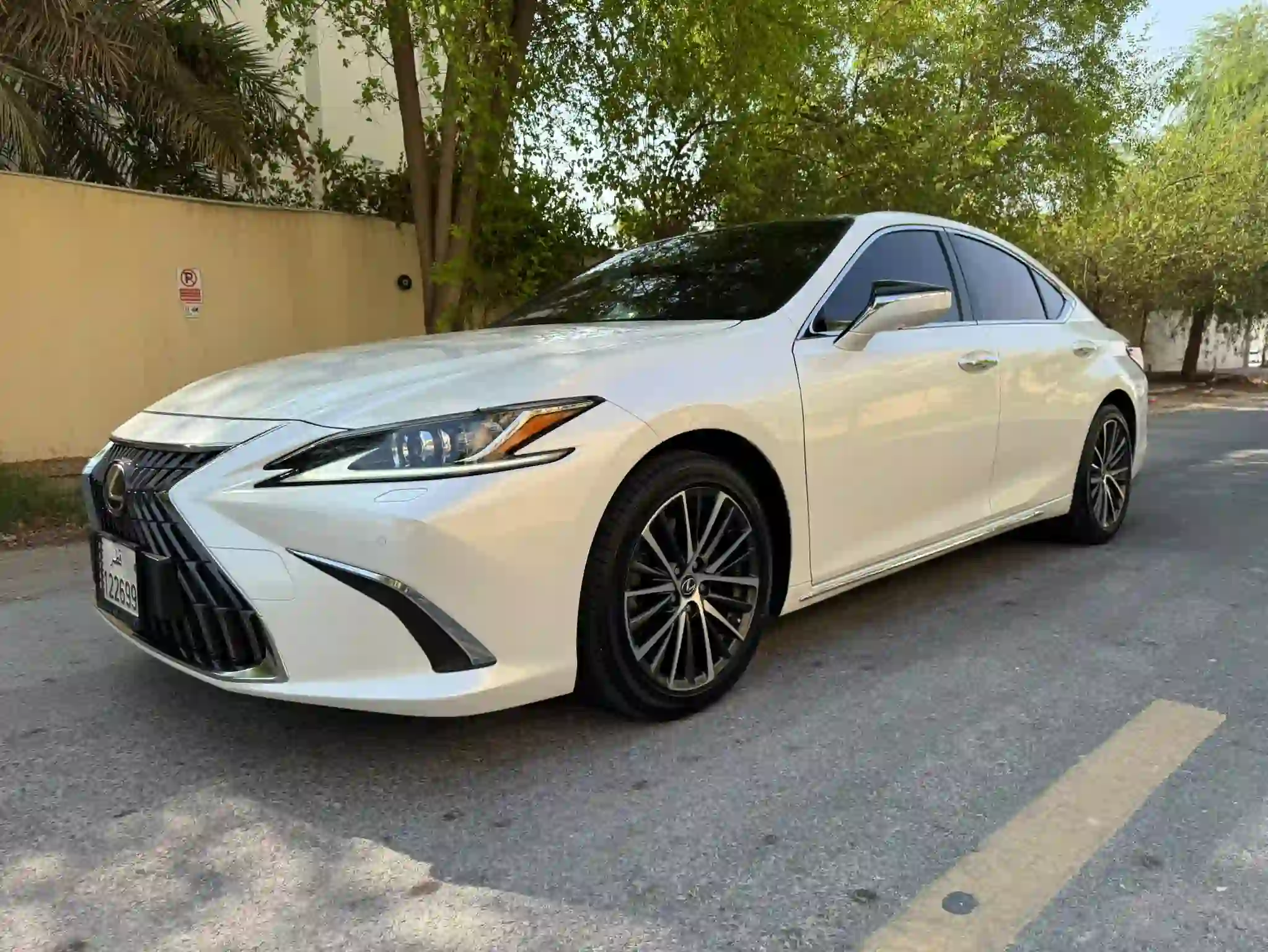 Lexus ES 350 2024 - Image 3